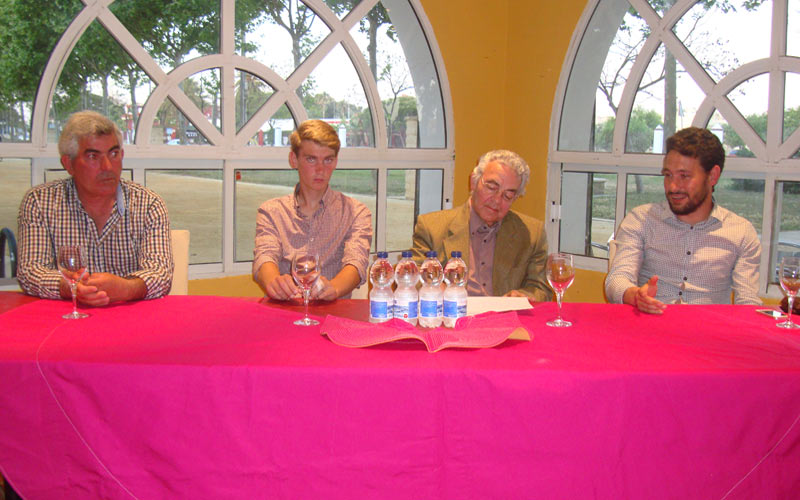 Francisco Orellana, Fran Gómez y Jorge Alba, en la tertulia de Cambio de Tercio