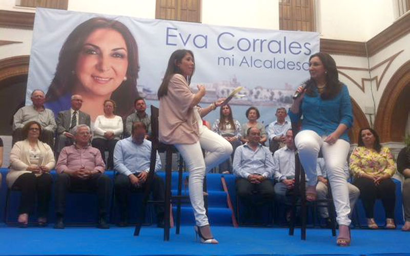 “Si hay una alcaldesa que trabaja y lucha por su pueblo esa es Eva Corrales”, según su propio partido