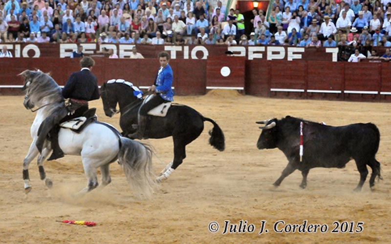 Despedida de Fermín Bohórquez de Jerez por la Puerta Grande, junto a Pablo Hermoso de Mendoza