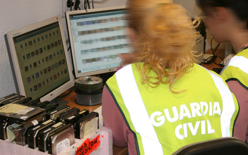 Detenido en Chiclana un “auténtico depredador sexual” que se ganaba la confianza de menores por Internet y abusaba de ellos