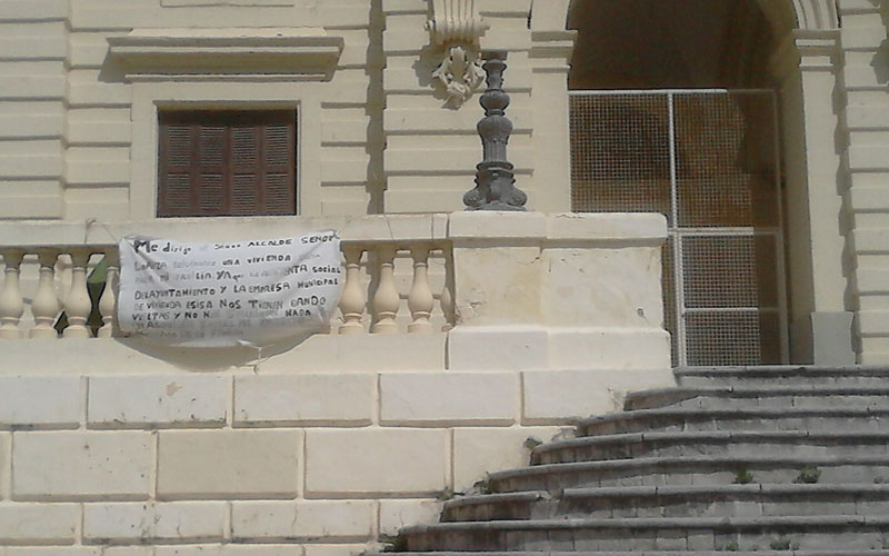 Sí se puede San Fernando exige al Ayuntamiento “respuestas urgentes a casos de emergencia” y menos “tapar la realidad”