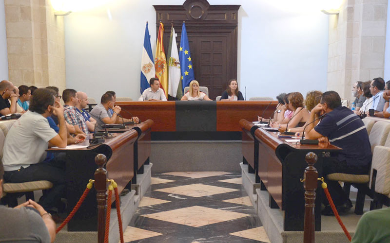 Sánchez apuesta por “la estabilidad de la plantilla” en su primera toma de contacto con representantes sindicales del Ayuntamiento