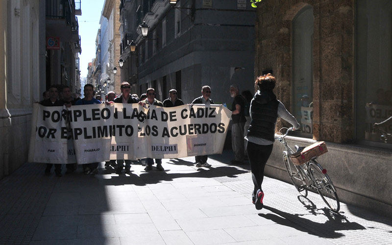 Los sindicatos en el conflicto de Delphi solicitan reuniones con todos los grupos del Parlamento andaluz y con los nuevos alcaldes