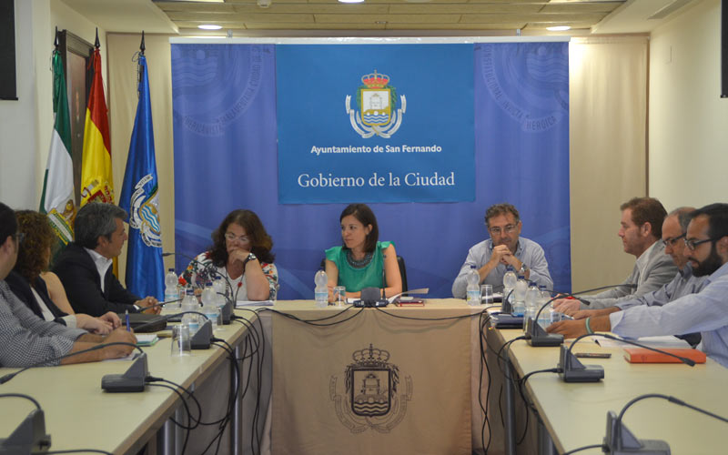 El bipartito inicia los trámites para incluir las cláusulas sociales en los contratos del Ayuntamiento de San Fernando