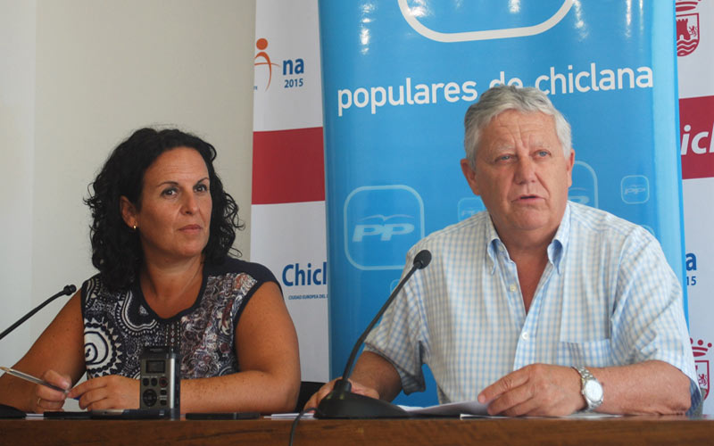 El exalcalde chiclanero responde que “el problema del PSOE es que no sabe gobernar en la austeridad, porque se le va el clientelismo”