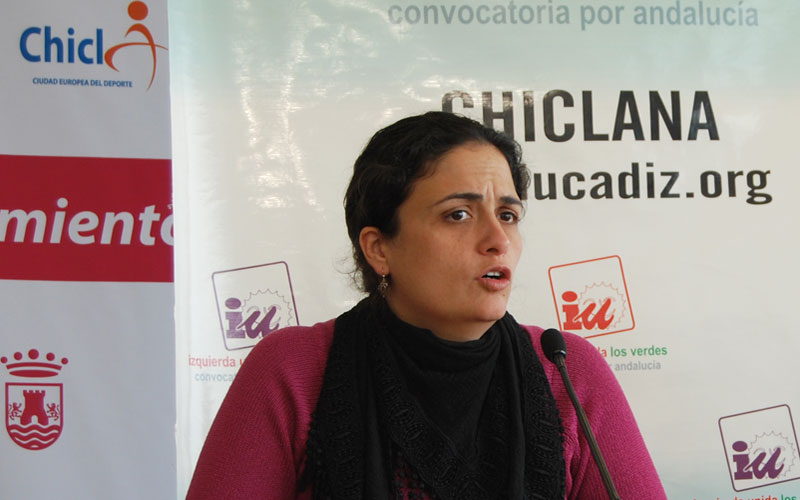 Rodríguez (IU) reclama “unidad y consenso” entre todos los partidos para facilitar el acceso a luz y agua en el extrarradio