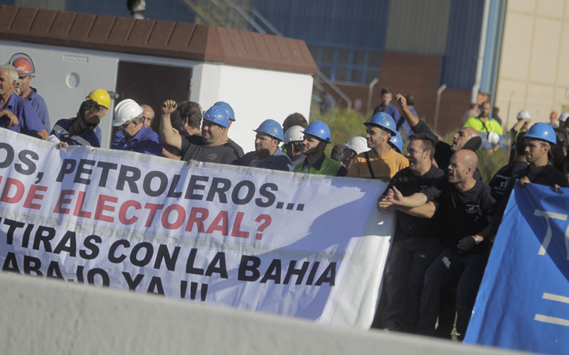 Comités de Navantia en la Bahía y la Diputación reclaman que se aclare la situación de los prometidos contratos de petroleros