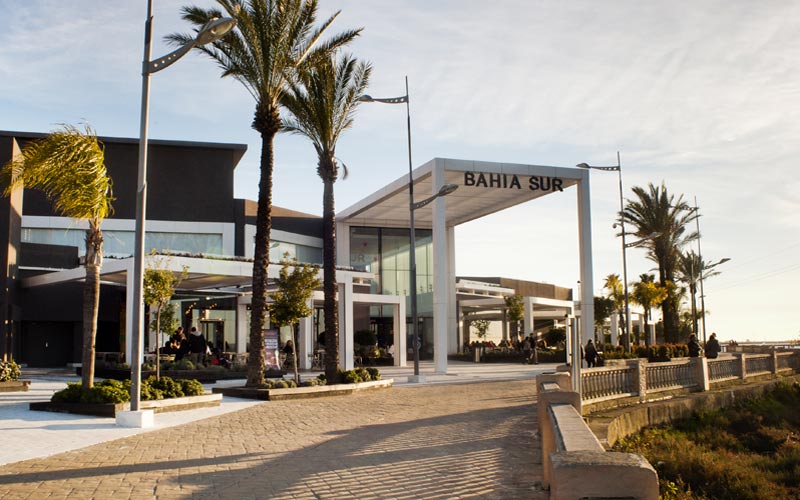 Crecen en un 10% las visitas a Bahía Sur desde la apertura hace un año de la nueva zona de ocio y gastronomía