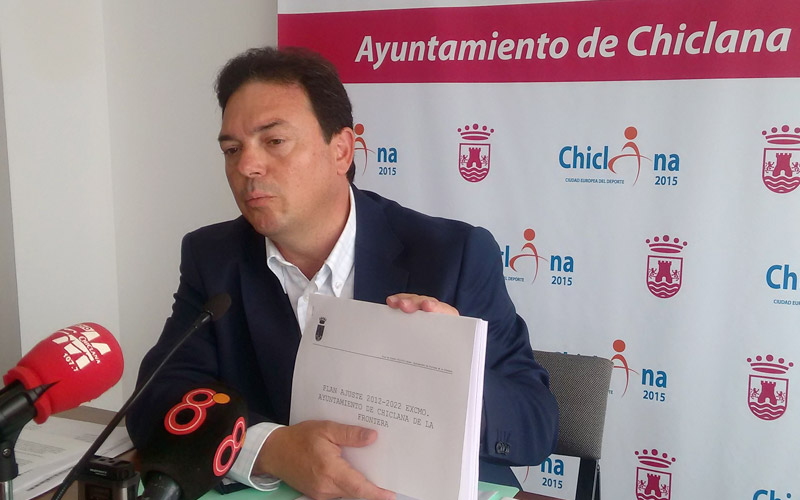 El Consistorio chiclanero lleva incumpliendo su plan de ajuste desde finales de 2014 por la bajada “electoralista” del IBI