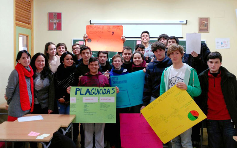 Investigadores de la UCA ‘ayudan’ a alumnos gaditanos de ESO a transformar sus colegios en museos de ciencia