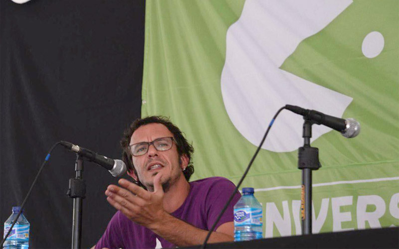 “Hace dos meses que leo la prensa muerto de miedo. No se trata de que hagas o no hagas. Cuando no haces nada, se lo inventan”