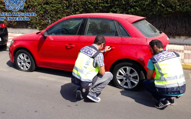 Arrestada la persona que desde hace unos meses se dedicaba a rajar neumáticos de vehículos de forma indiscriminada en El Puerto