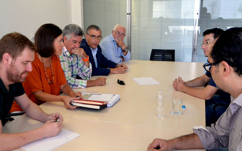 Cavada coincide con Acosafe en la necesidad de potenciar el comercio, “de vital importancia” para la ciudad