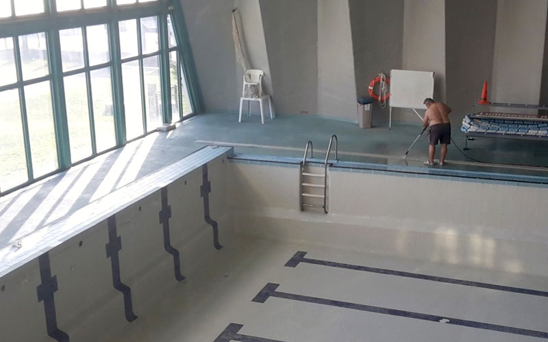 Las piscinas cubiertas José Laguillo reabren el día 7 