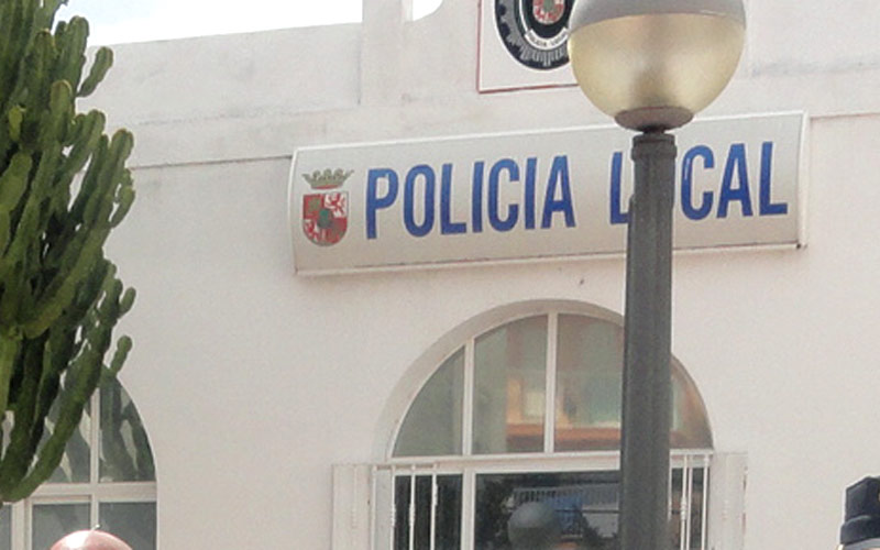 La Policía Local ha echado en falta este verano “directrices” para atajar las “molestias” causadas por locales y terrazas