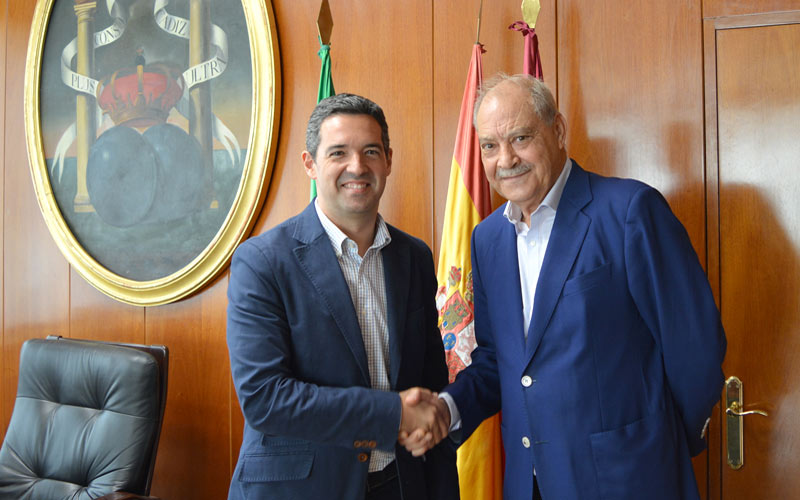 Zona Franca y Ayuntamiento roteño barajan la construcción de un Centro de Negocios junto a la entrada de la Base