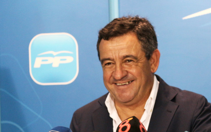 Loaiza (PP) opina que el nuevo bipartito “ha empantanado” sus proyectos y gobierna a base de “ocurrencias y caprichos”