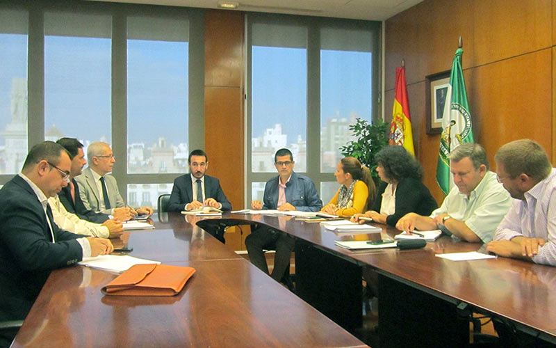 Constituida una mesa de trabajo para evaluar las necesidades formativas del sector naval gaditano