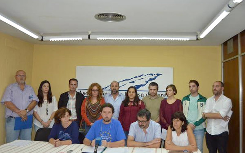 Nueve candidaturas individuales y dos colectivas de IU concurren por Cádiz a las primarias que decidirán las listas de AeC al 20-D