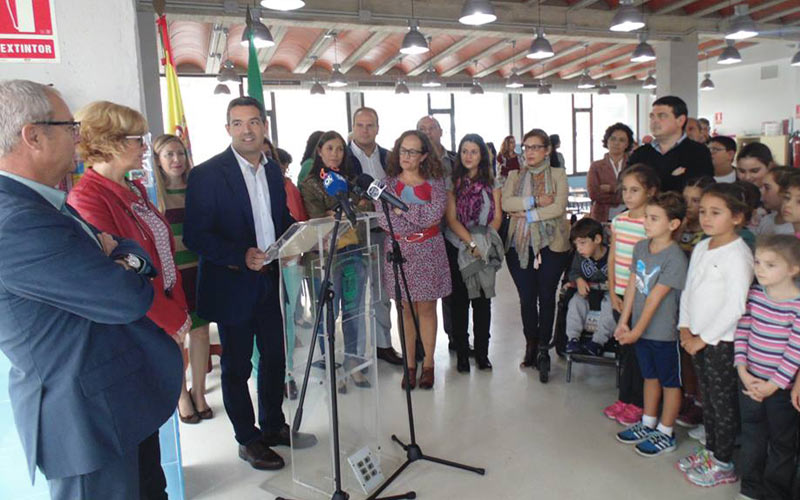 El nuevo comedor del CEIP Maestro Eduardo Lobillo se inaugura ahora oficialmente, aunque funciona desde principios de curso