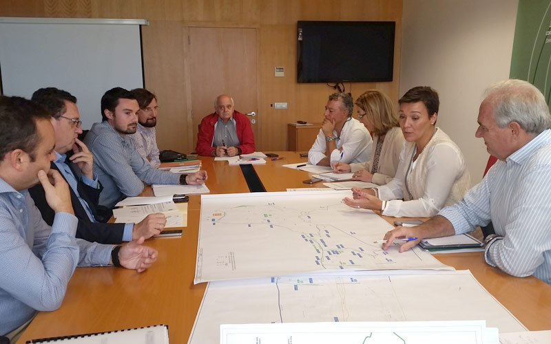La Junta le garantiza al Ayuntamiento que habrá financiación para la obra del carril bici en Cádiz, pero ya para el próximo cuatrienio