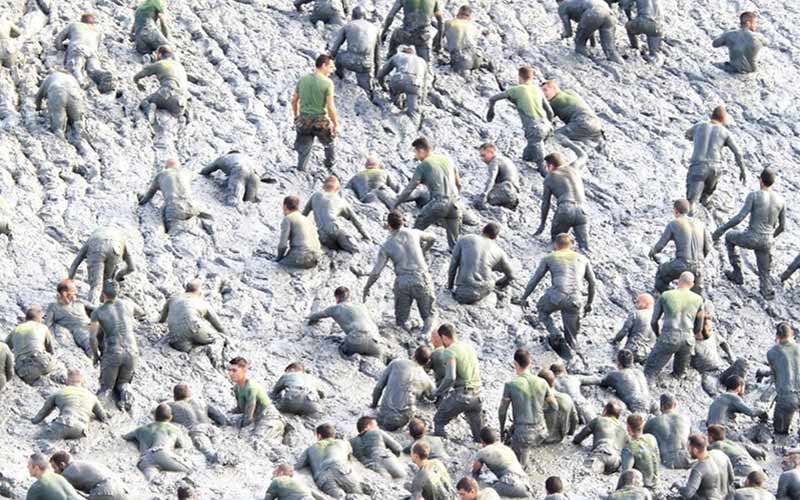“Experiencia extrema en camaradería” para más de mil militares