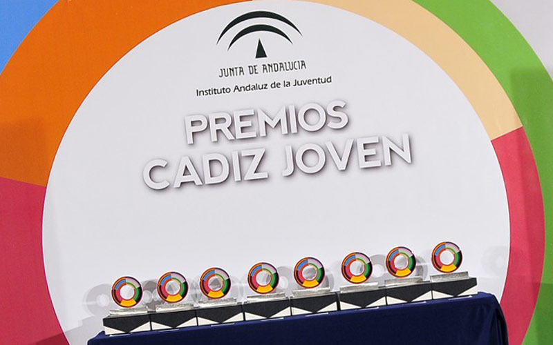 Riki Rivera, David de la Cruz, JereLesGay, Calor en la noche y el CH San Fernando, entre los reconocidos con los premios ‘Cádiz Joven’