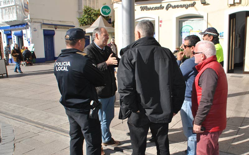Los taxistas podrán acceder a la peatonalizada Real a recoger viajeros con el compromiso de circular por la calle lo menos posible
