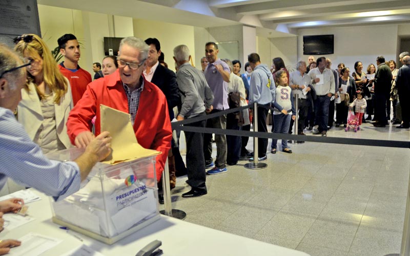 La nueva escuela de adultos ‘gana’ los presupuestos participativos en los que votan 667 de los 78.000 isleños que podían hacerlo