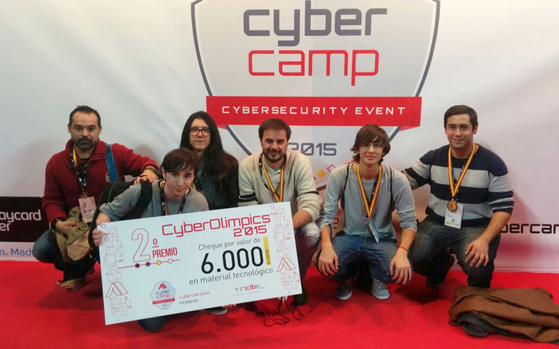 El IES Rafael Alberti gana la medalla de plata en CyberOlympics
