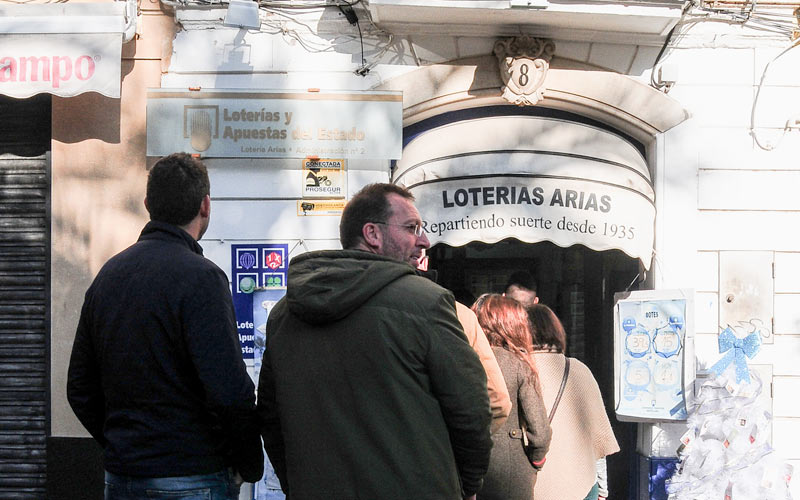 Cada gaditano invierte este martes cerca de 31 euros de media en el sorteo del ‘Gordo’ de Navidad