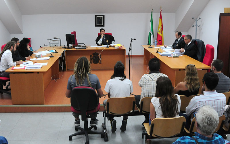 Valcárcel Recuperado se reunirá para valorar la sentencia que condena a cinco personas por la ocupación del edificio en 2011