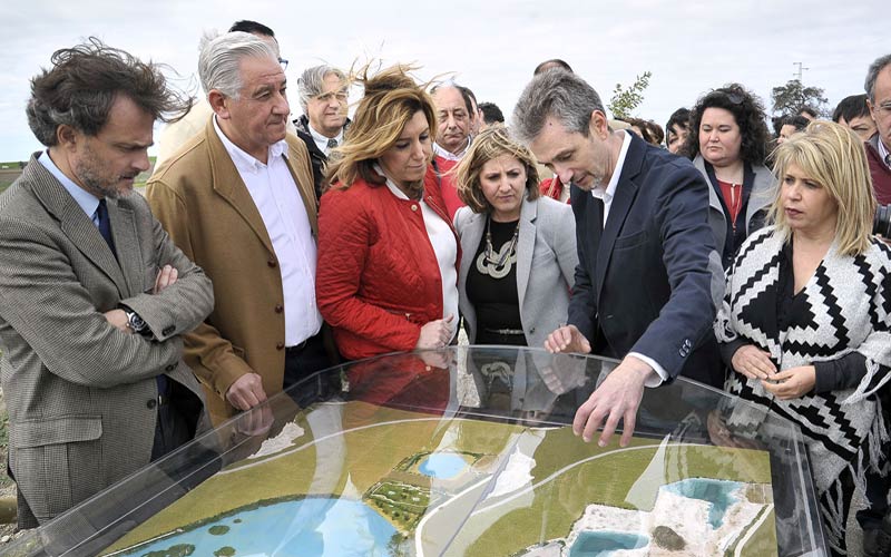 Díaz visita la laguna de Los Tollos, en cuya restauración y puesta en valor se han invertido 8 millones de euros