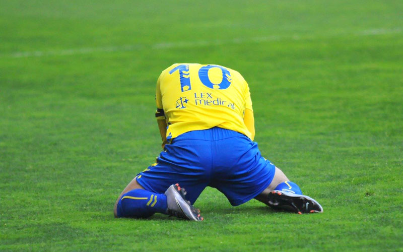 Despropósito amarillo