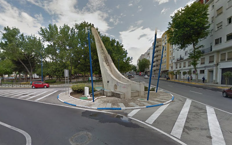 La glorieta de las Tres Marinas pasará a ser rotonda