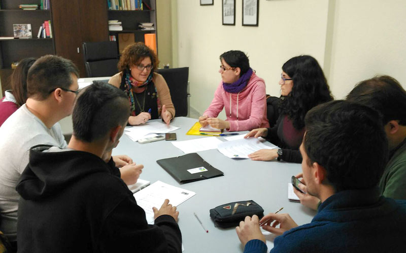 El Plan Municipal contra la Homofobia, Bifobia y Transfobia, consensuado con los colectivos LGBTI