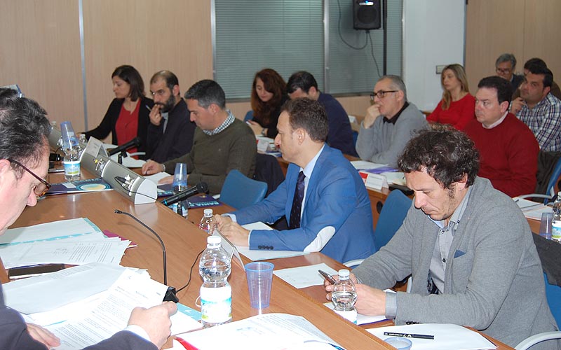 Los alcaldes de la Bahía, en el seno de la Mancomunidad, sondean crear “un grupo de presión” para reclamar empleo en la comarca