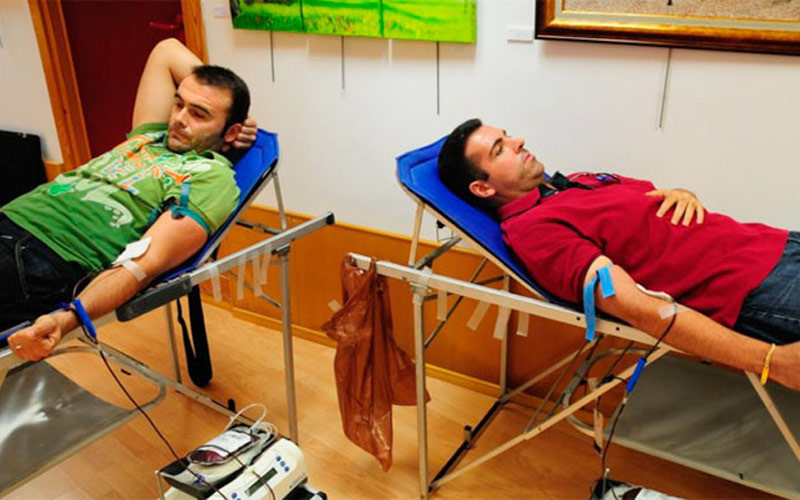 Llamamiento urgente a los gaditanos a donar sangre, especialmente de los grupos A- y 0-, por las reservas insuficientes