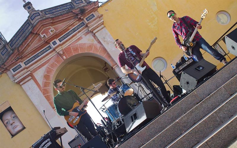 Renofest, Contempopranea y Sonorama Ribera: la banda gaditana Detergente Líquido se marcha de festivales nacionales