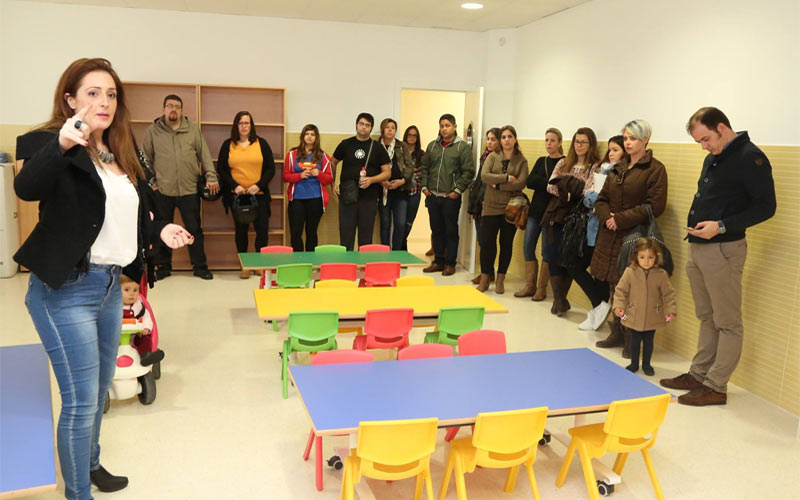 La consejería de Educación concierta 82 plazas de la guardería Laguna del Moral de Rota a partir del próximo curso