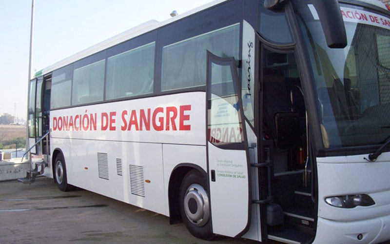Agradecimiento a los gaditanos por la respuesta al llamamiento para que acudieran a donar sangre por la bajada de las reservas