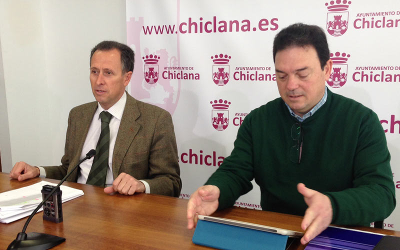 Román insiste en la “gravedad” de la situación del Ayuntamiento: “antes de ser intervenidos por Hacienda, tomemos medidas”