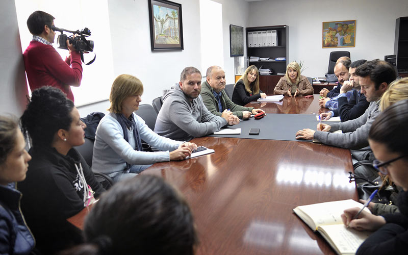 Las familias de Puertas del Sur 50 amenazadas por un desahucio inminente tendrán ahora dos meses para buscar otra casa