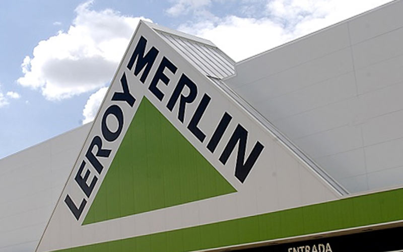 La tienda de Leroy Merlin en Tres Caminos, que emplea a más de 130 “colaboradores”, potencia sus instalaciones