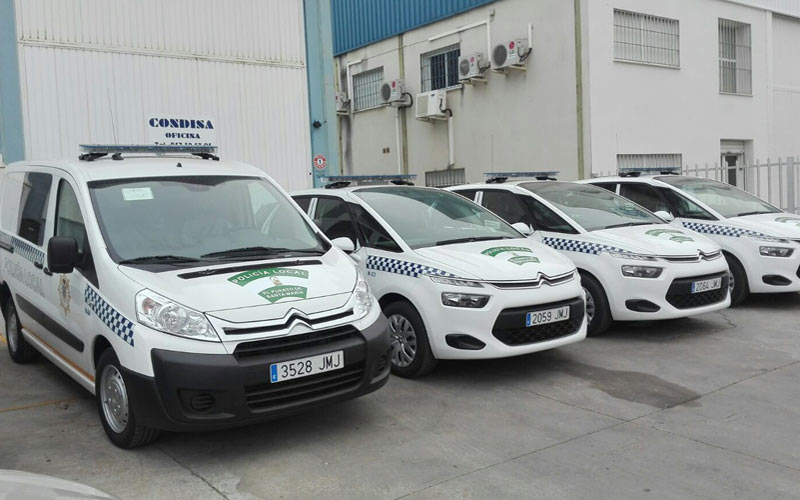 El parque móvil de la Policía Local se renovará con seis vehículos