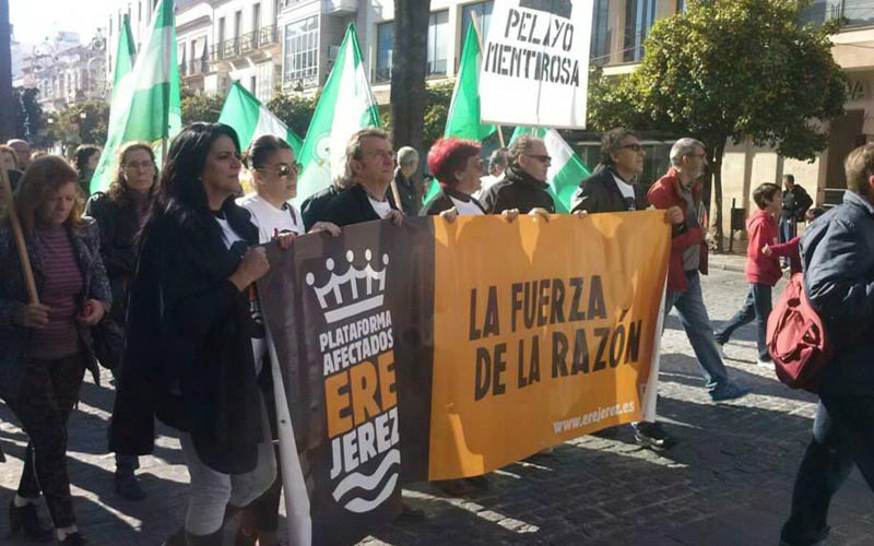 “El retraso del debate presupuestario puede dar al traste con la reincorporación de los despedidos por el ERE municipal”