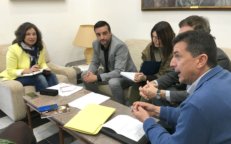 La Agencia Provincial de la Energía estudia colaborar en la “optimización energética” en el término municipal de Jerez