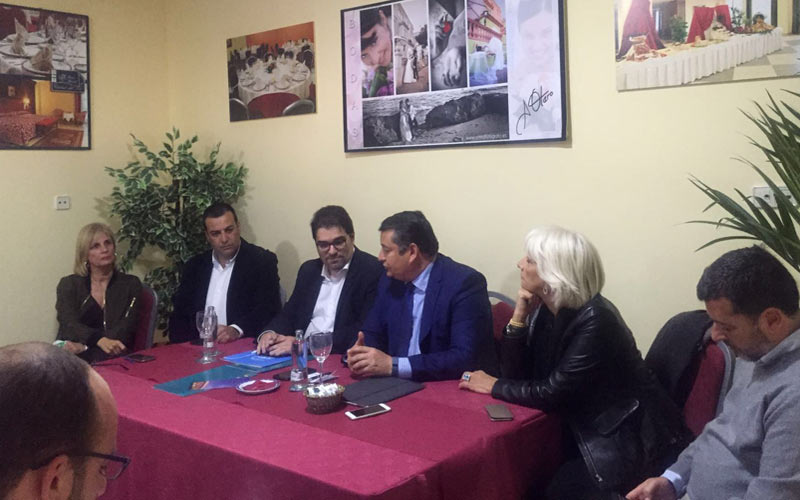 Ildefonso Velázquez asume la presidencia del PP de Puerto Real liderando un equipo “con ganas de estar en la calle”