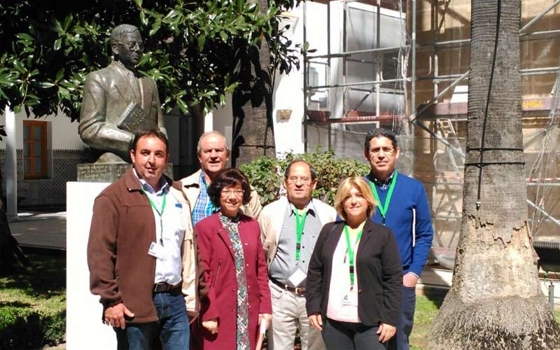 Collado busca en el Parlamento vías de solución a la legalización de viviendas de barriadas rurales jerezanas afectadas por cañadas
