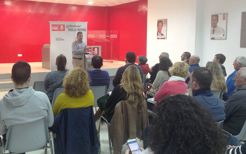 El PSOE roteño rinde cuentas ante los suyos, resaltando que el pacto de gobierno con IU goza de “muy buena salud”